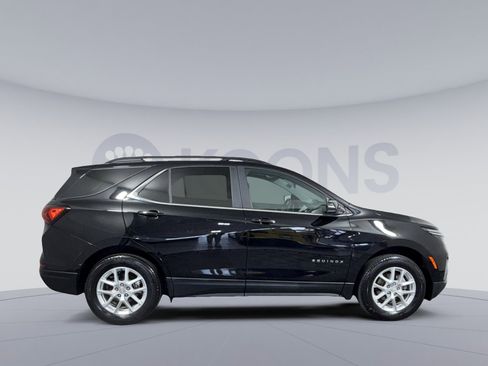 Used 2023 Chevrolet Equinox LT image 8