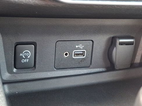 Used 2024 Nissan Sentra S FWD image 23