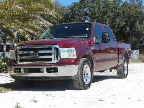Used 2007 Ford F250 XLT image 1