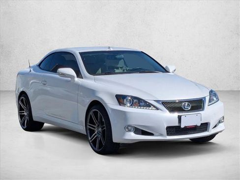 Used 2012 Lexus IS 350C image 3