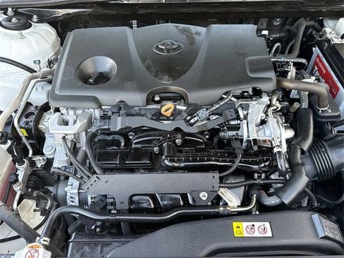 Used 2020 Toyota Camry SE w/ Convenience Package image 31