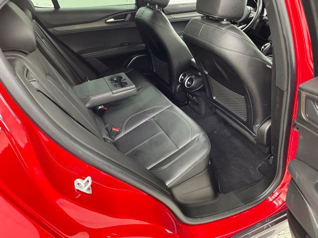 Used 2022 Alfa Romeo Stelvio Ti AWD/4WD image 17