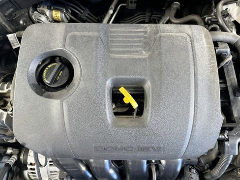 Used 2020 Hyundai Elantra SE w/ Cargo Package (C1) image 27