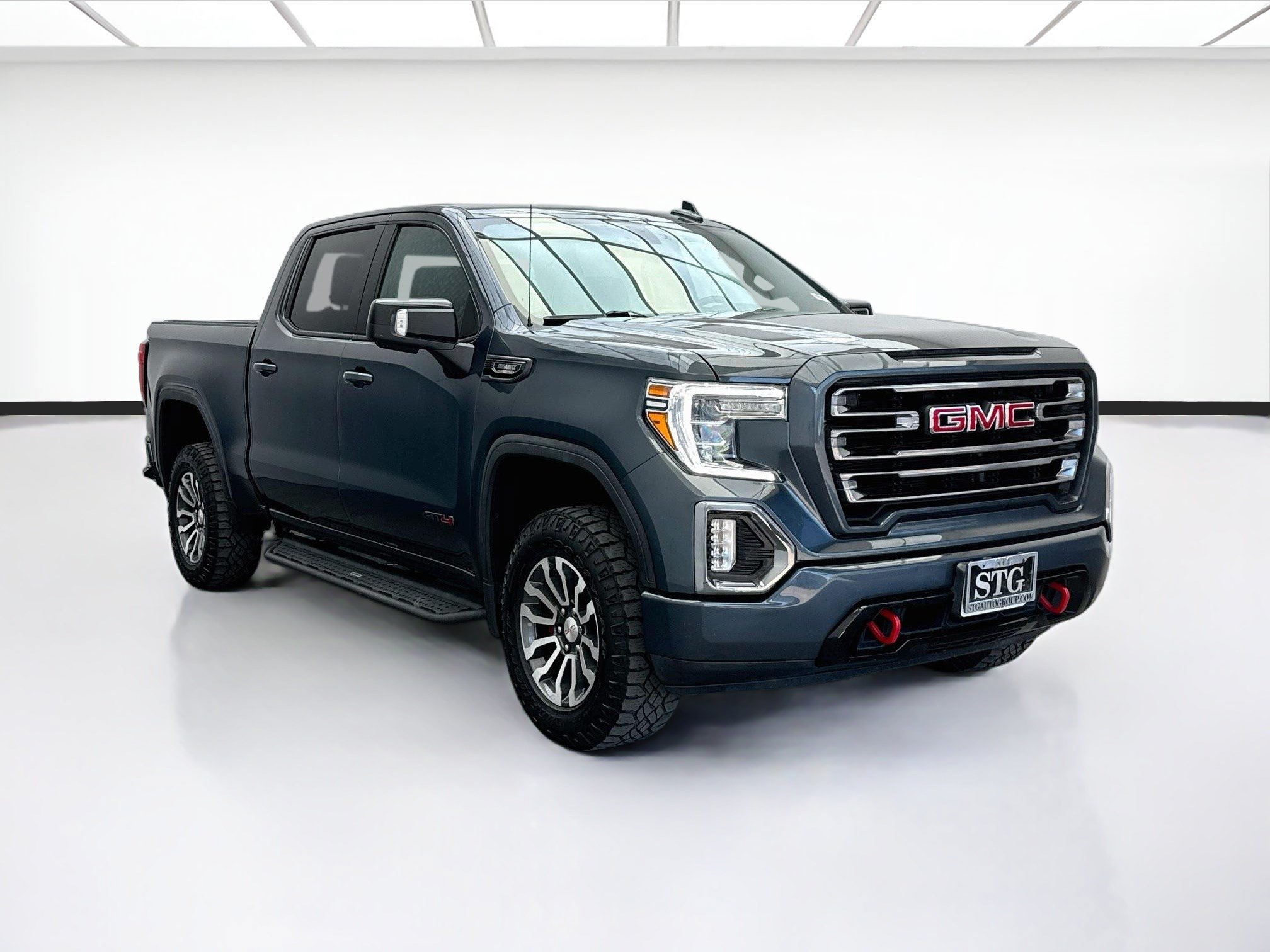 Used 2021 GMC Sierra 1500 AT4 AWD/4WD image 3