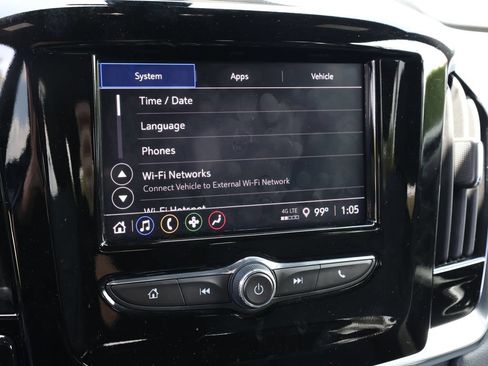 Used 2023 Chevrolet Traverse LT FWD image 28