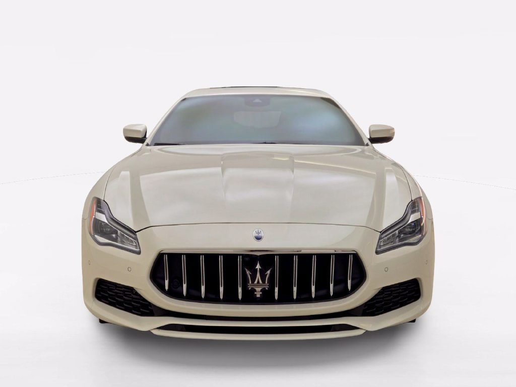 Used 2023 Maserati Quattroporte GT RWD image 2
