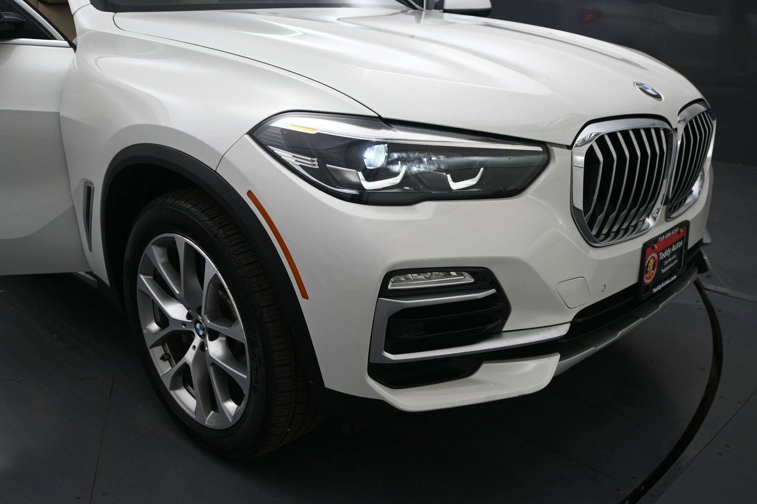 Used 2021 BMW X5 xDrive40i w/ Convenience Package AWD/4WD image 21