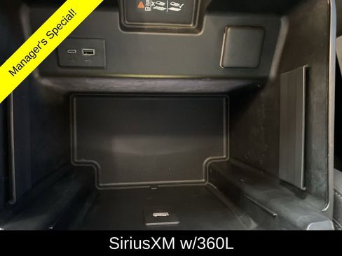 Used 2024 GMC Sierra 2500 SLE w/ SLE Value Package AWD/4WD image 9