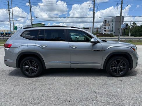 Used 2021 Volkswagen Atlas SE w/ Towing Package AWD/4WD image 9