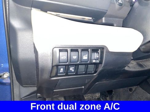 Certified 2022 Subaru Ascent Touring AWD/4WD image 18