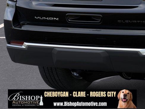 New 2026 GMC Yukon Elevation image 17