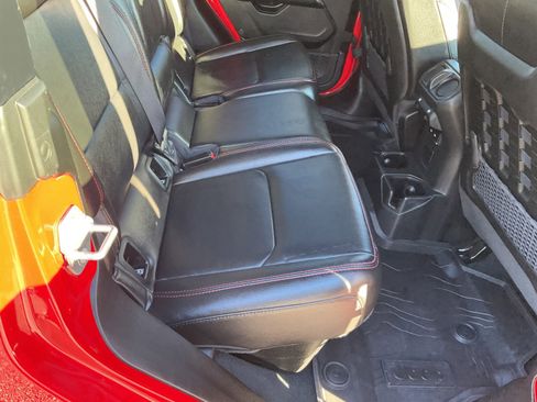 Used 2022 Jeep Gladiator Rubicon w/ LED Lighting Group image 25