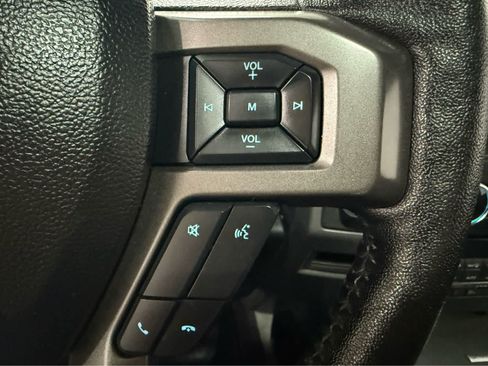 Used 2018 Ford Expedition Max XLT w/ Equipment Group 202A AWD/4WD image 19