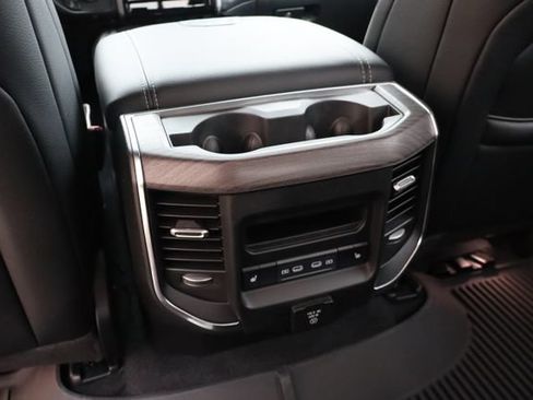 New 2026 RAM 1500 Laramie AWD/4WD image 44