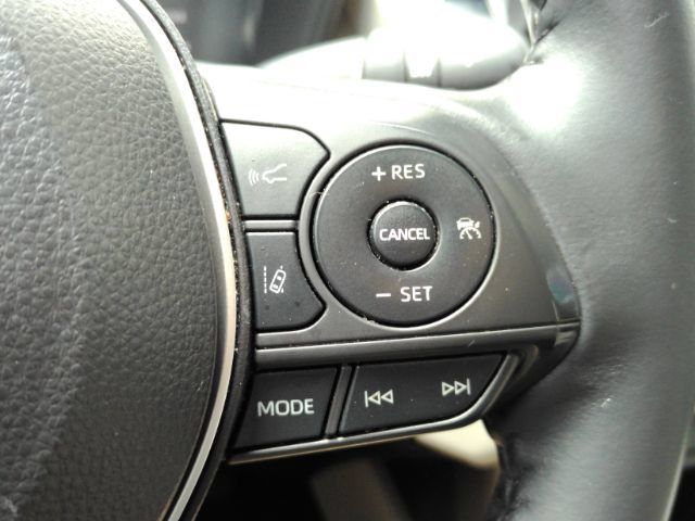Used 2022 Toyota Corolla Cross LE w/ Black Badges Package (TMS) AWD/4WD image 35