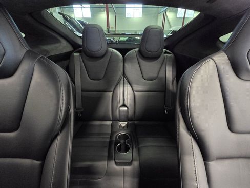 Used 2022 Tesla Model X Plaid image 15