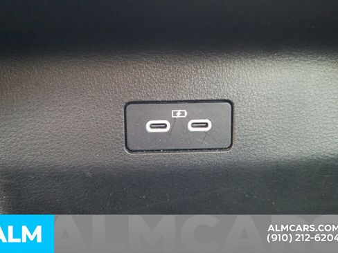 Used 2025 MAZDA CX-50 AWD 2.5 Hybrid w/ Premium Pkg image 24