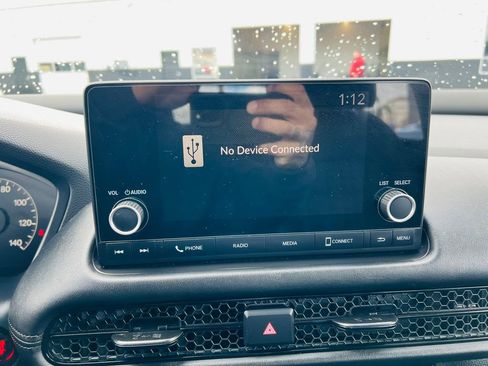 Used 2024 Honda HR-V LX image 24