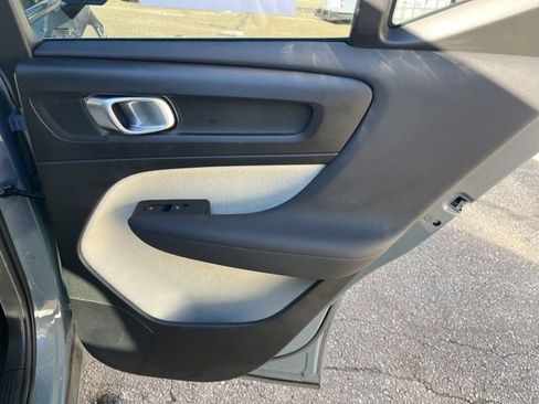 Certified 2023 Volvo XC40 B5 Plus w/ Driver Assist Package image 19