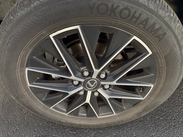Used 2024 Lexus GX 550 w/ Accessory Package (Z1) AWD/4WD image 6