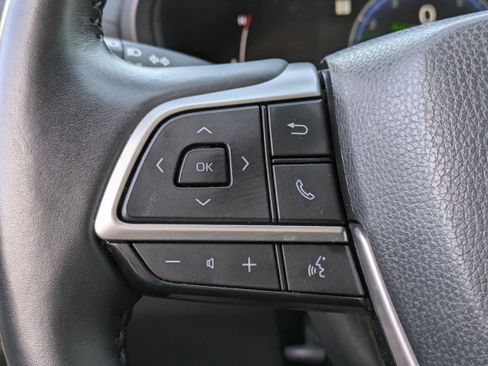 Used 2024 Toyota Grand Highlander XLE image 25