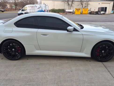 Used 2024 BMW M2 w/ Lighting Package image 8