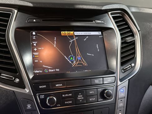 Used 2017 Hyundai Santa Fe Limited AWD/4WD image 15