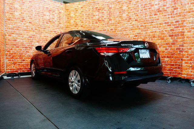 Certified 2025 Nissan Sentra S FWD image 7