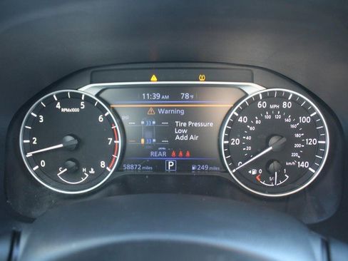 Used 2024 Nissan Altima 2.5 SV image 18