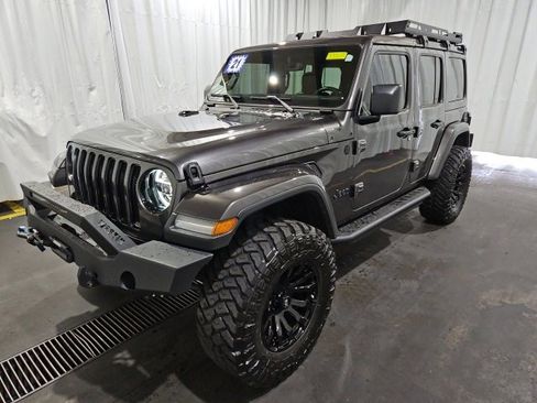 Used 2021 Jeep Wrangler Unlimited Sahara image 6