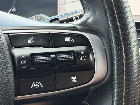 Certified 2024 Kia Sportage SX FWD image 30