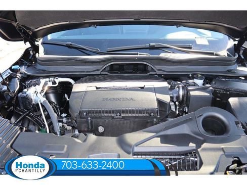 New 2025 Honda Pilot Touring image 35