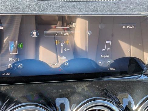 New 2026 Mercedes-Benz GLB 250 image 11