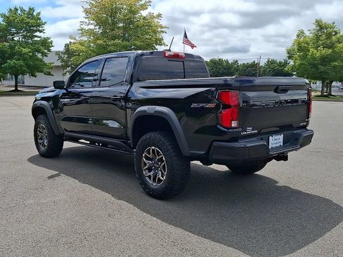 Used 2023 Chevrolet Colorado ZR2 w/ ZR2 Convenience Package III AWD/4WD image 7