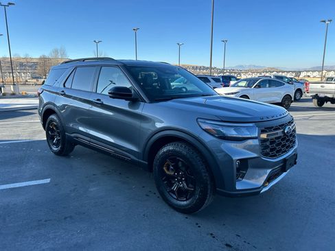 New 2026 Ford Explorer Tremor w/ Tremor Convenience Package image 5