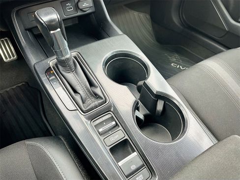 Used 2023 Honda Civic Sport image 16