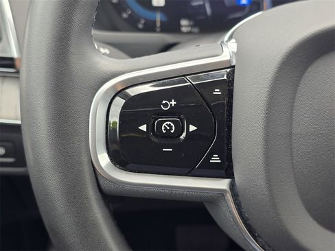 Used 2023 Volvo XC90 T8 Ultimate image 18