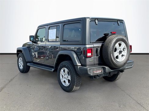 Certified 2022 Jeep Wrangler Unlimited Sport image 5