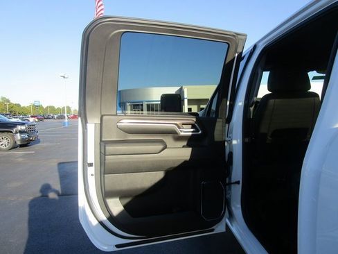 Certified 2024 Chevrolet Silverado 3500 LTZ w/ LTZ Convenience Package image 17