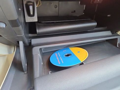 Used 2015 Volvo V60 T5 Premier w/ Convenience Package image 47