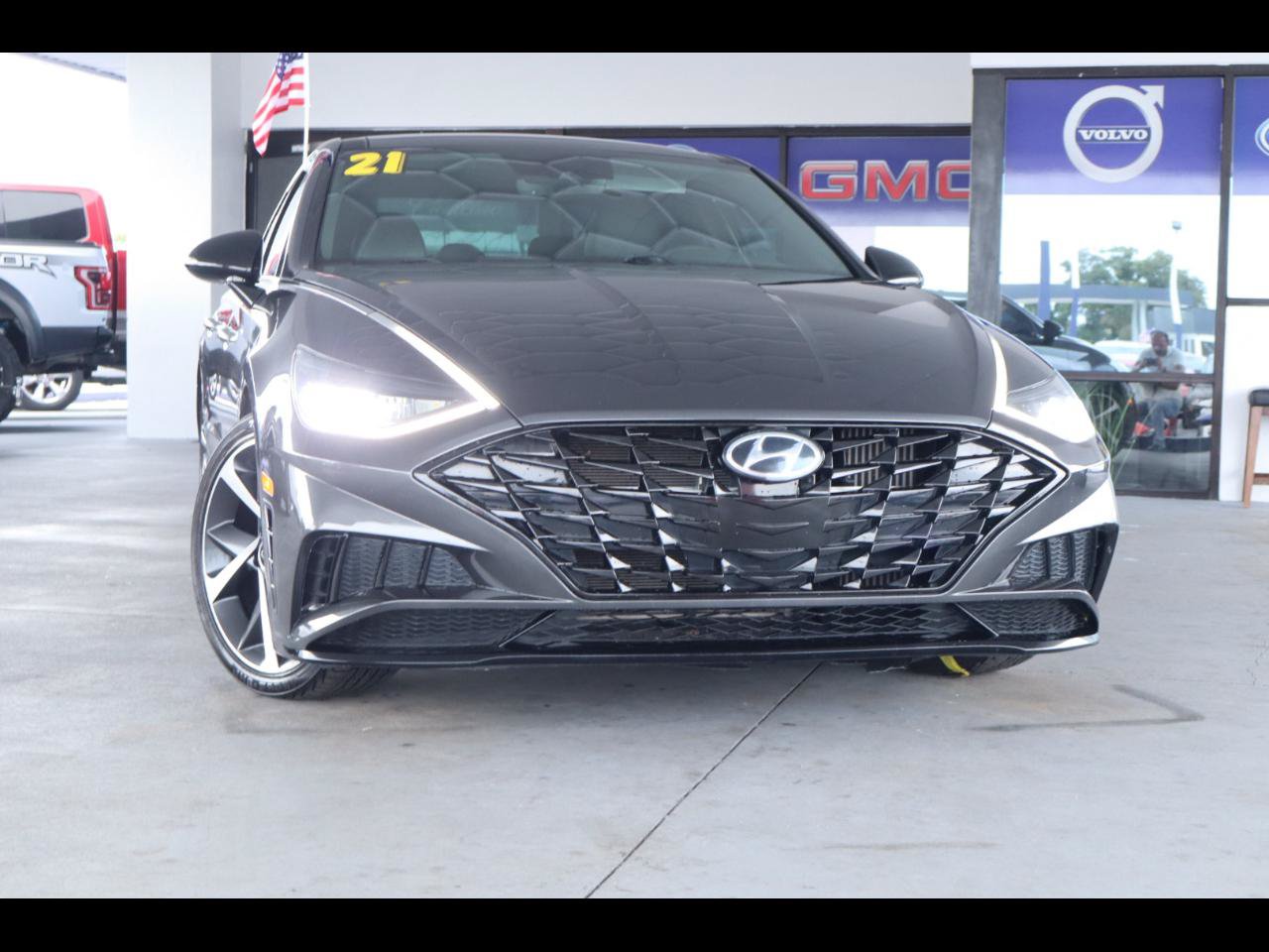 Used 2021 Hyundai Sonata SEL Plus w/ Tech Package FWD image 1