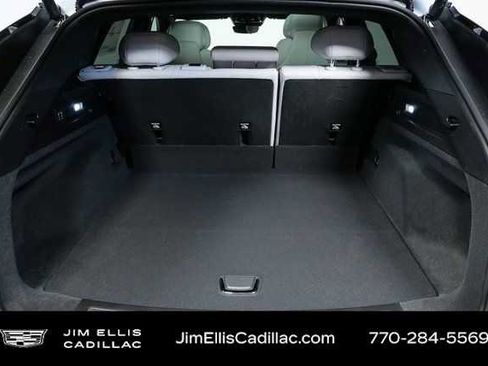 New 2026 Cadillac Lyriq Premium Luxury image 28