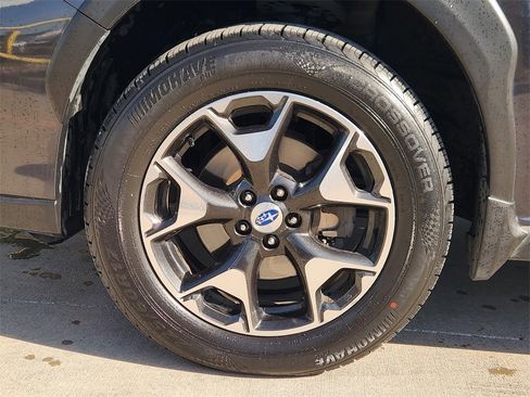 Used 2018 Subaru Crosstrek 2.0i Premium image 9