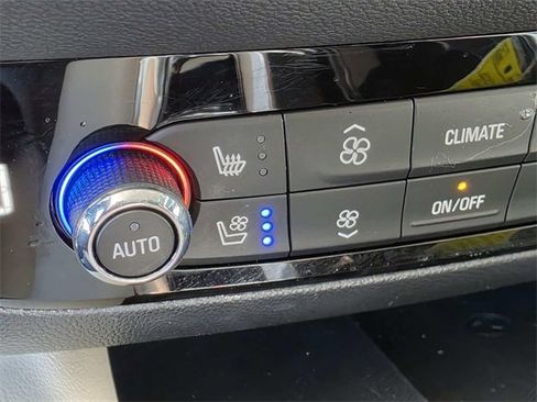 Used 2023 Buick Enclave Premium w/ Experience Buick Package image 17