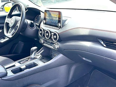 Used 2025 Nissan Sentra SR w/ Midnight Edition FWD image 23