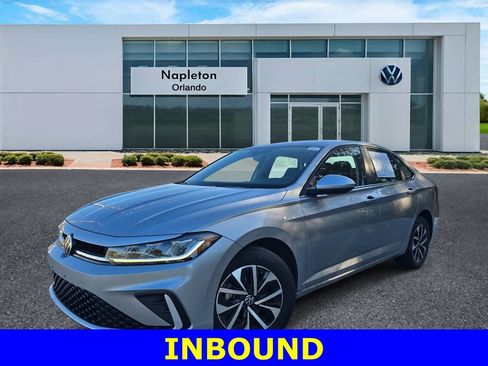 Used 2025 Volkswagen Jetta S image 24