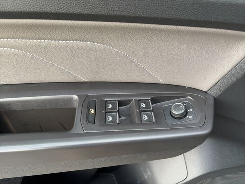 Used 2022 Volkswagen Atlas SE AWD/4WD image 15