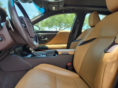 Used 2021 Lexus ES 350 Ultra Luxury FWD image 30