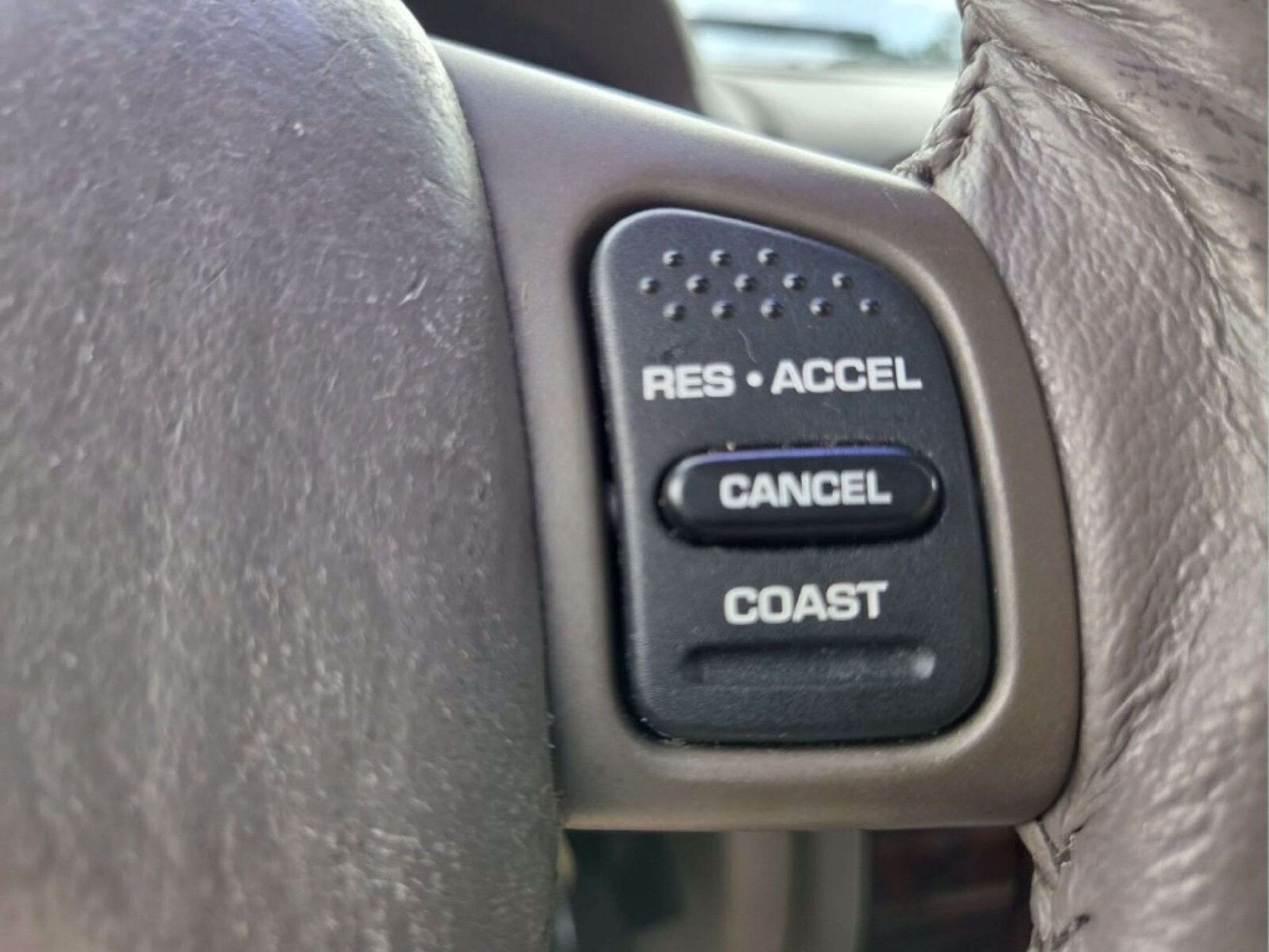 Used 2000 Jeep Grand Cherokee Limited AWD/4WD image 24