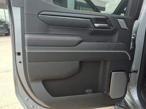 New 2026 GMC Sierra 1500 AT4X AWD/4WD image 18